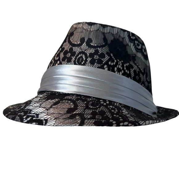 NWOT Modern Stylish Black Laced and Silver Classic Preppy Fedora Polyester - Picture 16 of 16